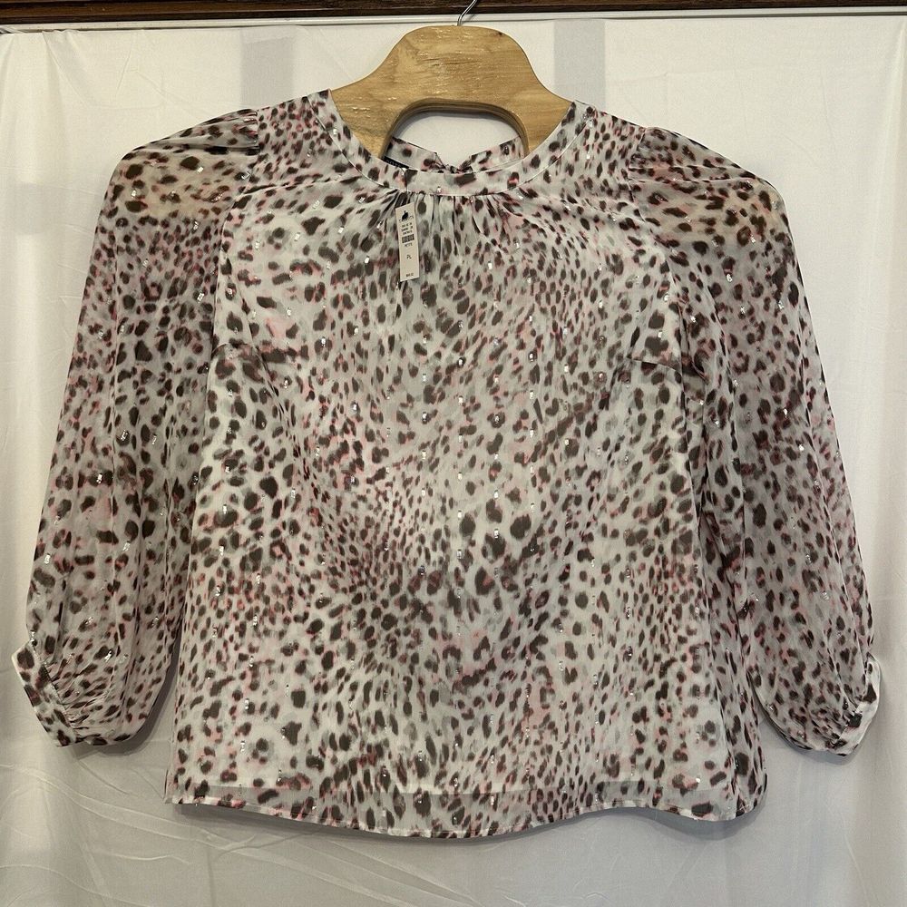 Talbots Womens Size Large Petite LP Pink Gray Leopard‎ Print Long Sleeve Shirt